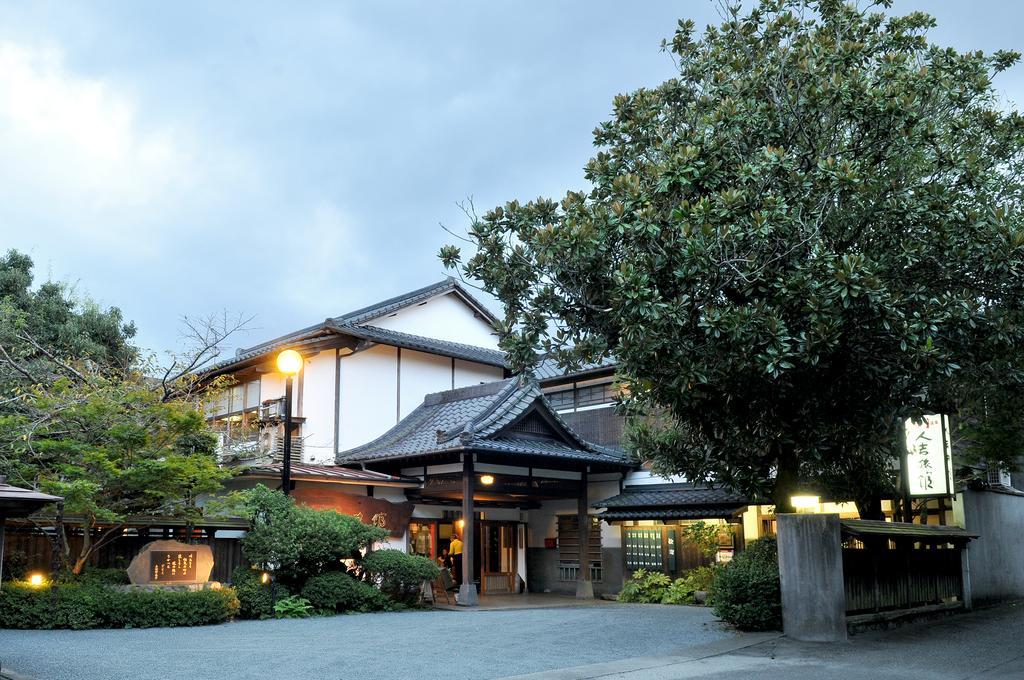 Hitoyoshi Ryokan מראה חיצוני תמונה