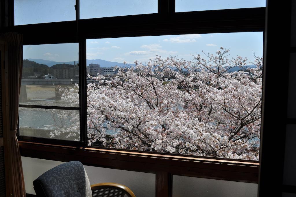 Hitoyoshi Ryokan מראה חיצוני תמונה